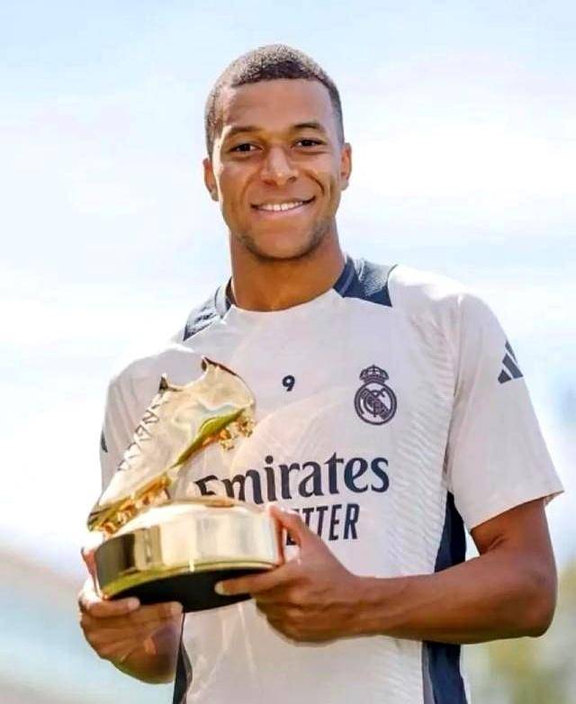 2025 赛季：纽约大都会队在自由市场签下了三名球速超过 100 哩的年轻投手